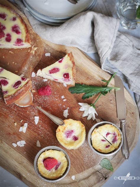 Kokosmilch K Sekuchen Mit Wei Er Schokolade Und Himbeeren Glutenfrei