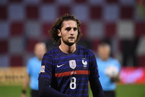 Adrien Rabiot équipe de France Être dans le groupe pour l Euro