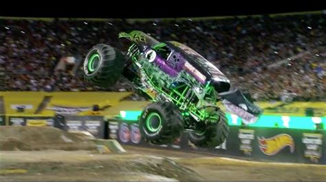 Monster Jam World Finals Grave Digger Freestyle Dennis