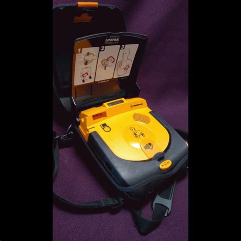 Physio Control Lifepak Cr Plus Aed Crplus Avobus Medical Equipment