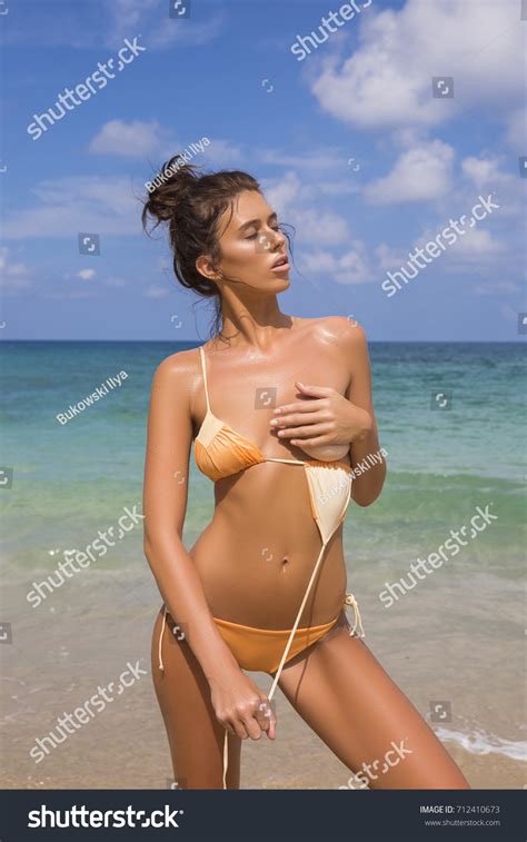 Bikini Model Girl Posing Sexy Tropical Stock Photo 712410673 Shutterstock