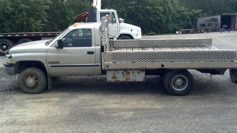 Buy Used 2000 Dodge Ram 3500 12 Flatbed Truck W Ramp Rails In Massillon Ohio United States