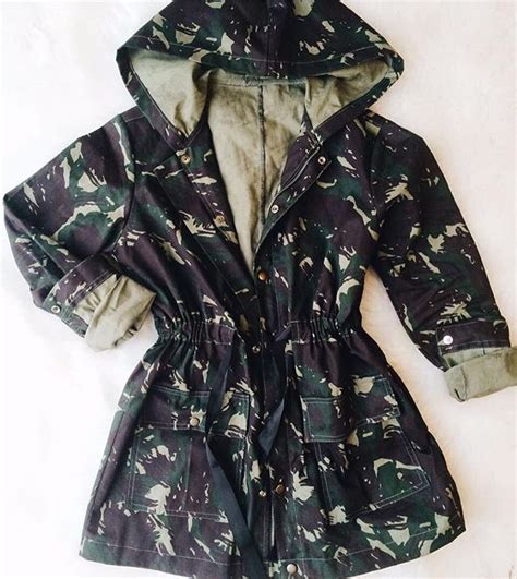 Jaqueta Parka Verde Militar Camuflada Feminina Capuz R Em