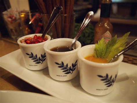 Zuuchini » Blog Archive » Flyjin: Underground vibe with unexpected food