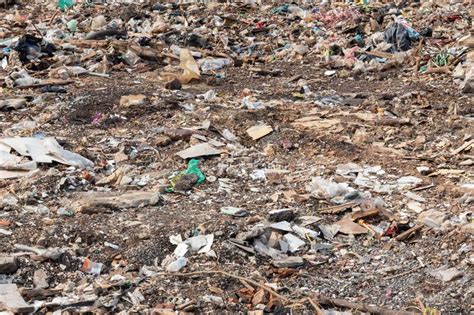 Basura En Emplazamiento De La Obra Despu S De Destruir El Edificio