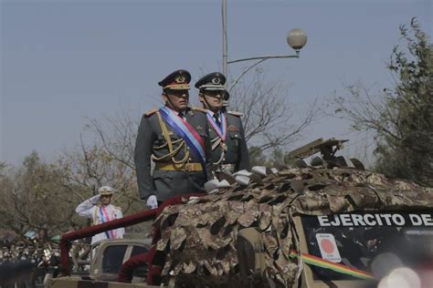 Emocionante Parada Militar en Tarija Gobierno Autónomo Municipal de