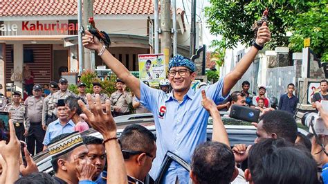 Foto Sandiaga Sedang Persiapkan Diri Untuk Maju Capres