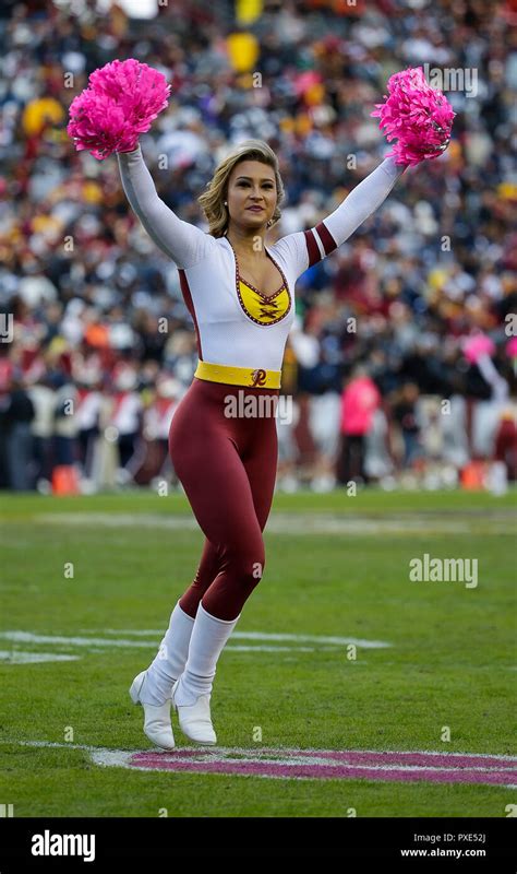 Landover Md Usa 21st Oct 2018 Redskins Cheerleader Performs During