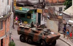 Estampida Por Operativo Policial Deja Muertos En Fiesta De Favela