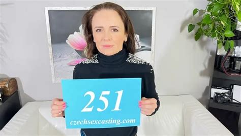 Muskulöser Typ fickte blonde Reife xHamster