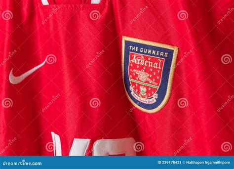 Bangkok Tailandia 18 Jan 2022 Logotipo De Arsenal En La Camiseta