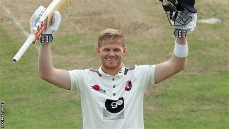 Sam Billings Wicketkeeper Batsman Extends Kent Contract Until 2022 Bbc Sport