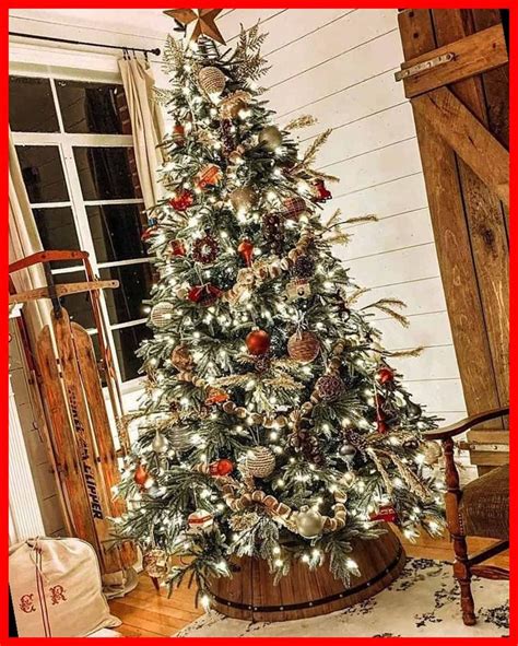 15 Beautifully Decorated Wintry Rustic Christmas Tree Ideas 48