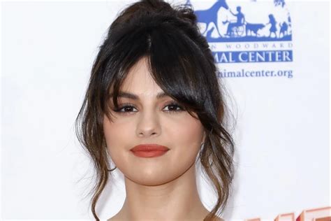 Selena Gomez Reveals Why She Took A Social Media Break