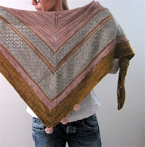 Ravelry A Girl S Best Friend Pattern By Isabell Kraemer