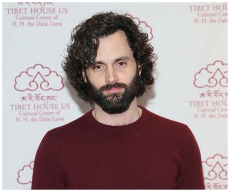 Why ‘You’ Fans Say They're Done ‘Romanticizing’ Penn Badgley’s Joe ...