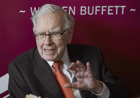 Warren Buffetts Fortune Tops 100b As His Stock Soars Ap News