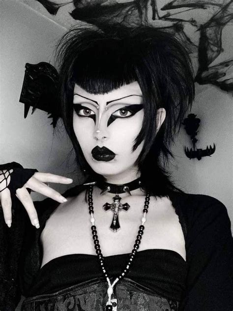 Trad Goth Fashion Goth Makeup Gothic Makeup Trad Goth Makeup