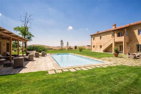 Stay in the best homes in Tuscany, Italy | Plum Guide