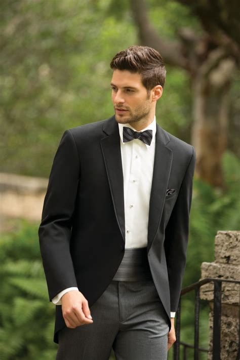 Wedding Ideas For Men Groom Style Tuxedo Wedding Wedding Men Tuxedo For Men