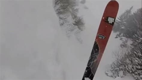 Australian Skiers Film Moment A Friend Was Buried By An Avalanche In