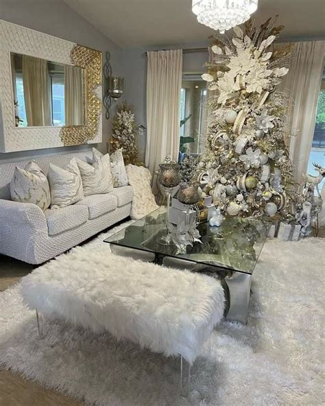 Pin By Debra On Luxurious Livingrooms Christmas Living Rooms