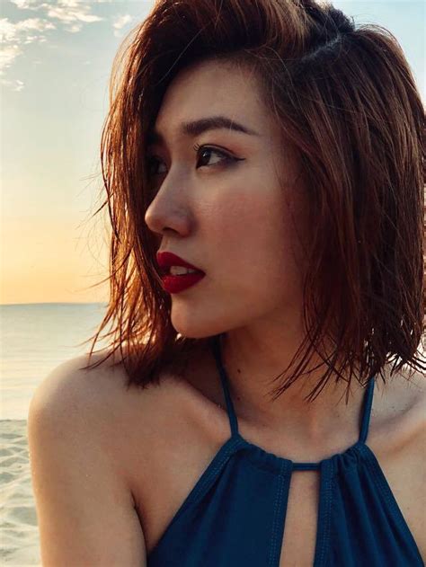 Thúy Ngân Gạo nếp gạo tẻ nóng bỏng với bikini