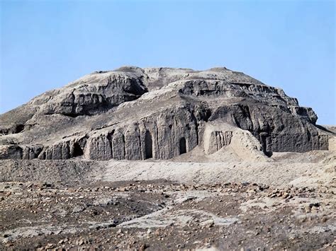 Anu District, Ancient Uruk, Warka, Iraq - THE MESOPOTAMIA GUIDED TOUR