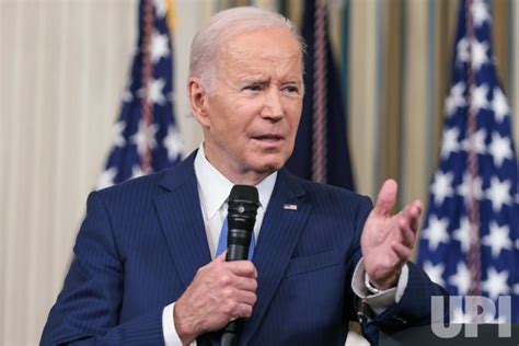 Photo President Biden Delivers Remarks In The State Dining Room