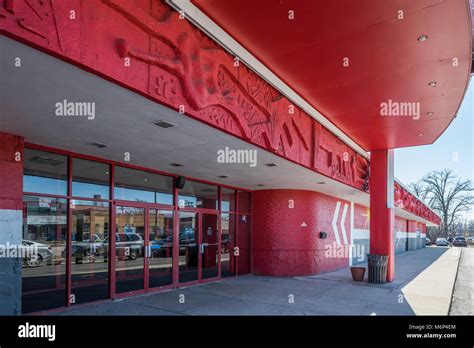 Bowling Alley Exterior Hi Res Stock Photography And Images Alamy