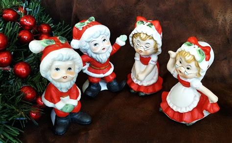 X006 Set Of 4 Handpainted Ceramic Santa And Mrs Clause Etsy Hand Painted Ceramics Hand