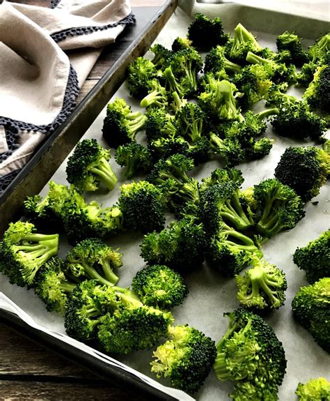 Easy Oven Roasted Broccoli Recipe