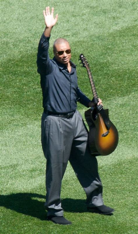 Bernie Williams - Celebrity biography, zodiac sign and famous quotes