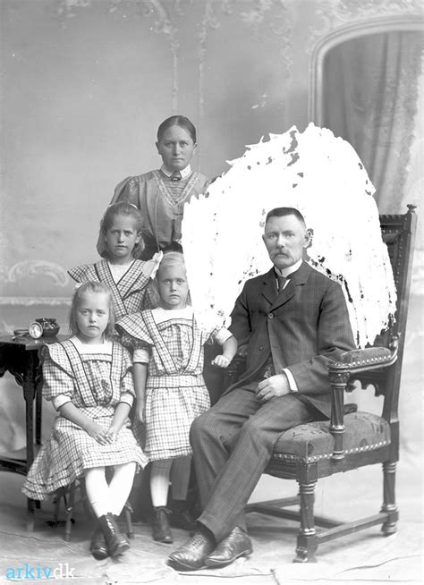 arkiv dk Familieportræt Familien Pedersen 1908