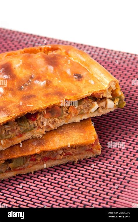 Empanada Gallega Tradicional Empanada Rellena Con Atún O Carne Típico De Galicia España