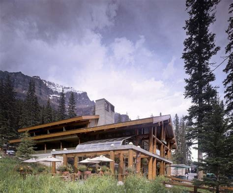 Moraine Lake Lodge - Holiday Architects Hotels - Canada Holidays : Canada Holidays