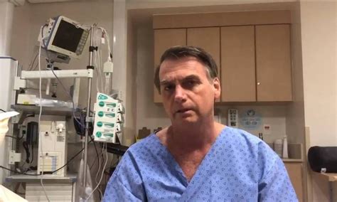 Bolsonaro é internado em hospital paulista para passar por quarta