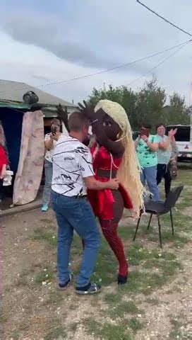 наоми поздравила Серегу с днем рождения 😂🥳🎉🎉🎉 - YouTube