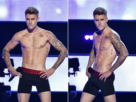 G1 Justin Bieber Faz Strip E Fica De Cueca No Palco Do Fashion Rocks