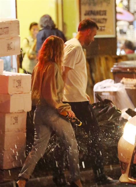 Jennifer Lawrence Sexy Cleavage Hot Celebs Home