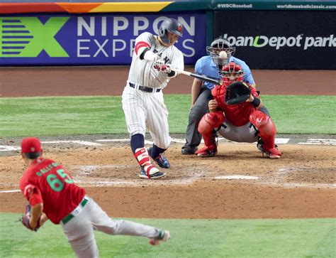 【侍ジャパン】渡米した中居正広、村上宗隆サヨナラ打に「やっと起きてくれました！おはようございます！」 スポーツ報知