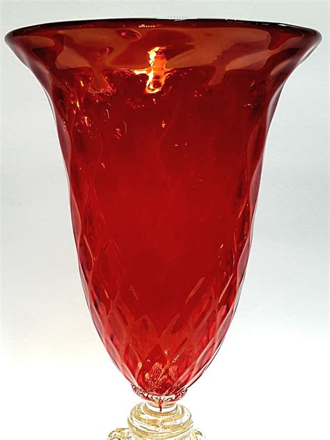 Bicchiere Tipetto Vetro Di Murano Rosso Gambo Oro Venturini Souvenirs