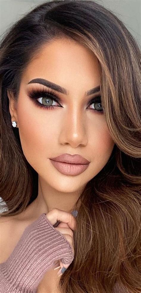 Stunning Makeup Looks 2021 Brown Chocolate Eye Nude Lip For Glam Look