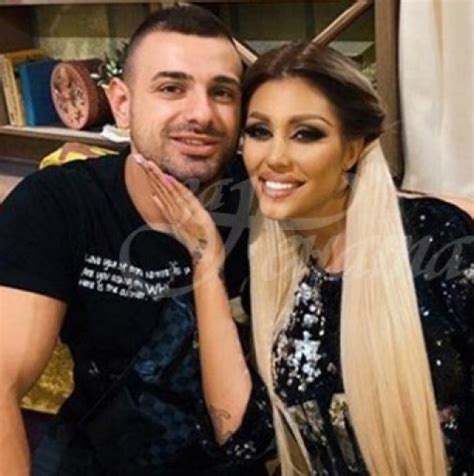 Стари снимки на Джулиана Гани преди корекциите я накараха да побеснее ...