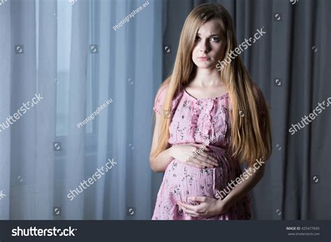 4,593 Pregnant Teenage Girl Images, Stock Photos & Vectors | Shutterstock