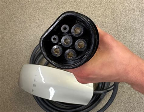 Tesla Wall Connector Gen 2 Mit 75m Kabel Kaufen Auf Ricardo