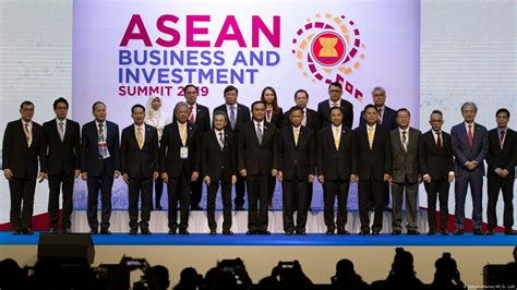 ASEAN summit grapples with US-China trade war – DW – 11/02/2019