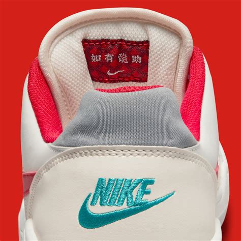 又一 Nike「龙年」限定！鞋舌细节有点东西！ 球鞋资讯 Flightclub中文站sneaker球鞋资讯第一站