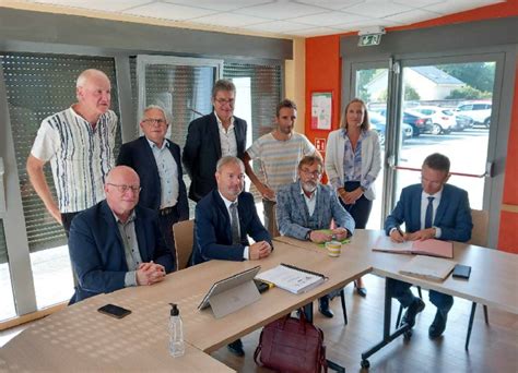 Petites Villes De Demain Signature De La Convention Pour Les Communes