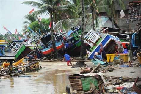 RIOVERDEMS Terremoto de 6 1 graus atinge Indonésia uma semana depois